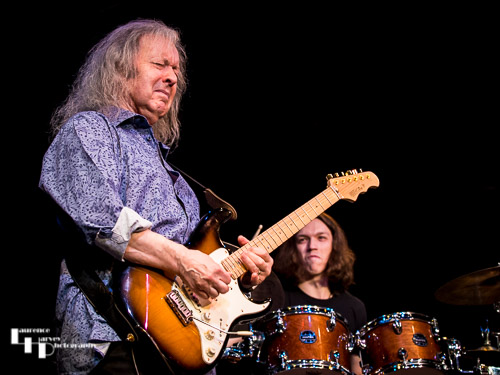 John Verity on vocals & guitar, Liam Gray on drums