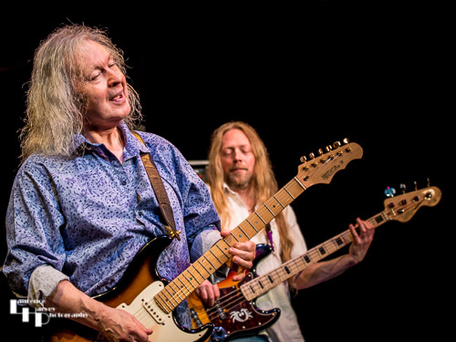 John Verity on vocals & guitar