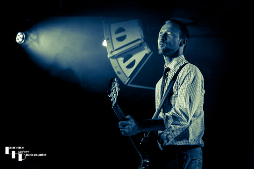 JW Jones on vocals & guitar