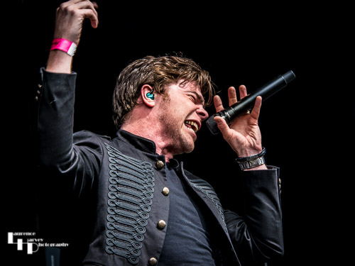 KilliT: Gaz Twist on vocals