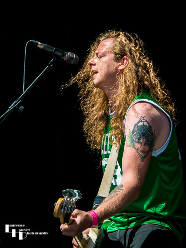 Knock Out Kaine: Lee Byrne on bass