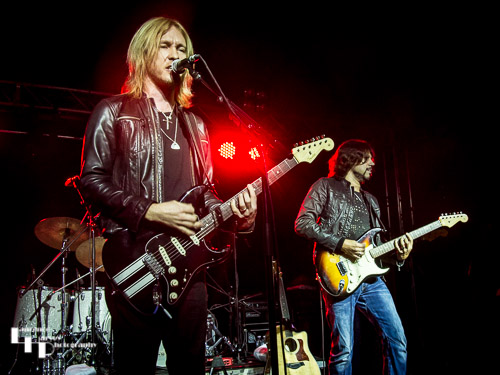 Kenny Wayne Shepherd Band: Kenny Wayne Shepherd on guitar & Noah Hunt on vocals
