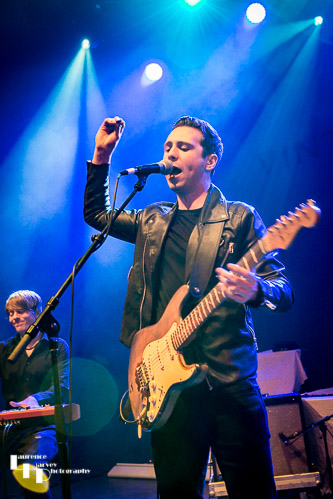 Laurence Jones on guitar & vocals