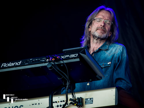 Magnum: Rick Benton on keys