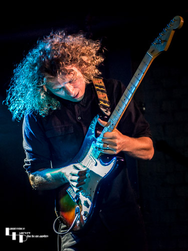 Johnson Jay on guitar