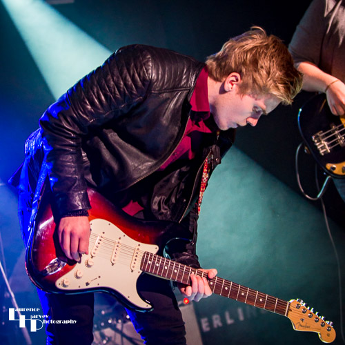 Charlie Richards on lead guitar