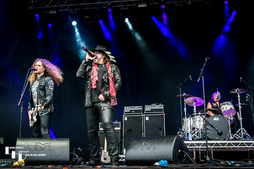 Dokken on stage at Ramblin' Man Fair