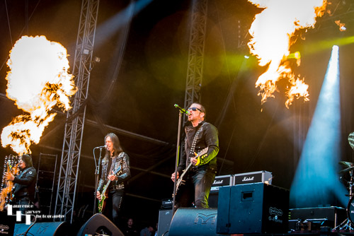 Black Star Riders on stage at Ramblin' Man Fair