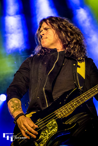 Extreme: Pat Badger on bass