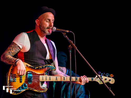 Kevin Jeffries on bass & backing vocals
