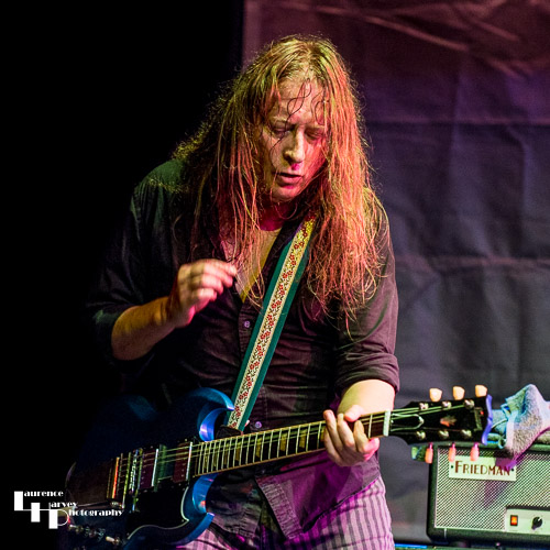 Innes Sibun on guitar