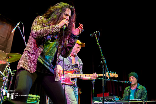 Sari Schorr & The Engine Room on stage at Harpenden Public Halls