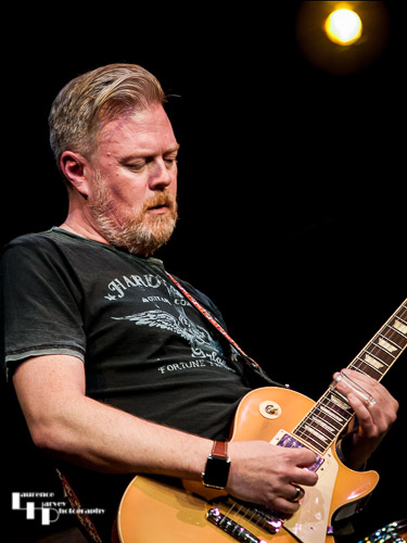 Jamie Peters on guitar