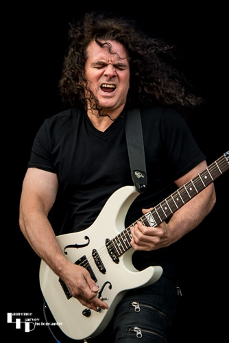 UFO: Vinnie Moore on guitar