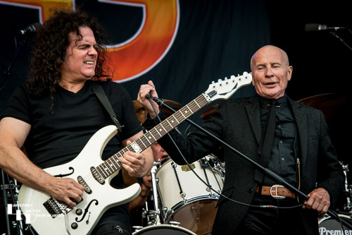 UFO: Phil Mogg on vocals & Vinnie Moore on guitar