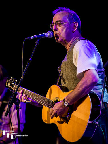 Gary Fletcher on acoustic guitar & vocals