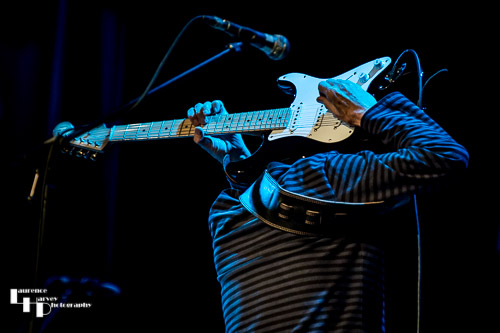 Tom McGuiness on guitar