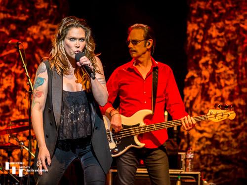 Beth Hart on vocals & Bob Marinelli on bass