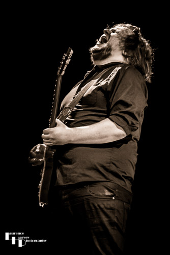 Matt Long on guitar & vocals