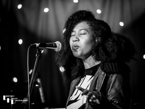 Dre Smith on vocals