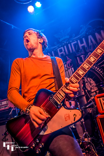 Cal Wymann on lead guitar