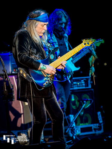 Uli Jon Roth (ex Scorpions) on guitar & vocals