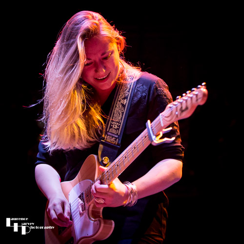 Joanne Shaw Taylor on vocals & guitar