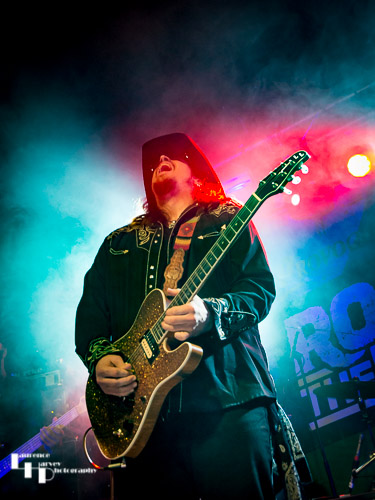 Lance Lopez on vocals & guitar