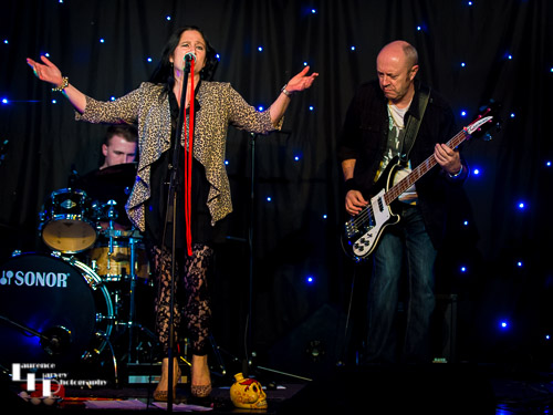 Sophie Lindsay on vocals & Trev Turley on bass