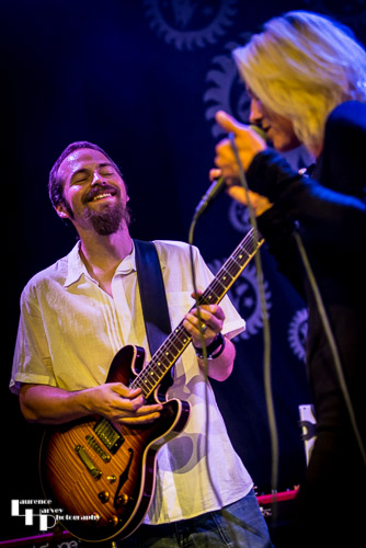 Jules Fothergill on guitar