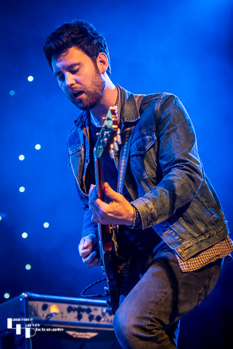 Ben Edwards on vocals and rhythm guitar