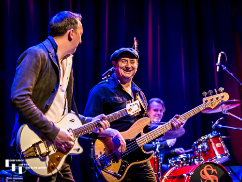 Ash Wilson on guitar & Mat Beable on bass