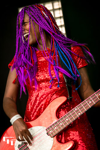4th Labyrinth: Claudia McKenzie on bass