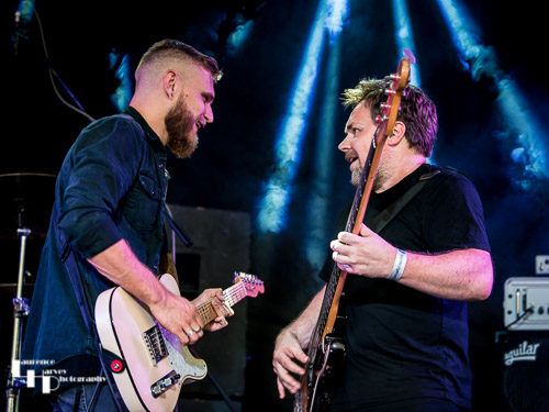 Ben Poole (Band): Ben Poole on guitar & vocals, Steve Amadeo on bass