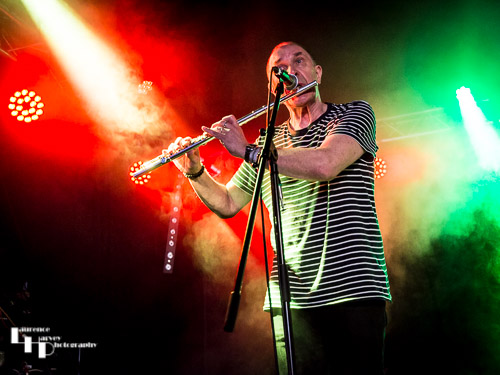 Caravan: Geoffrey Richardson on flute