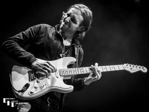 Joe Hazell on guitar