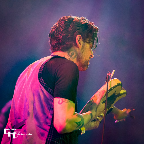 Dan Patlansky on vocals & guitar