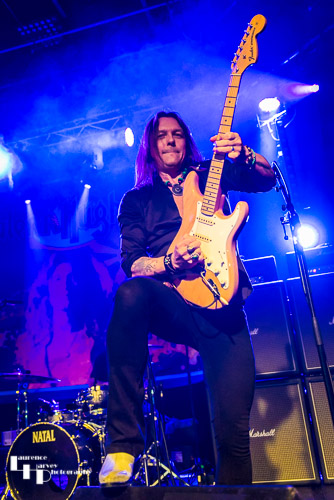 Søren Andersen on guitar