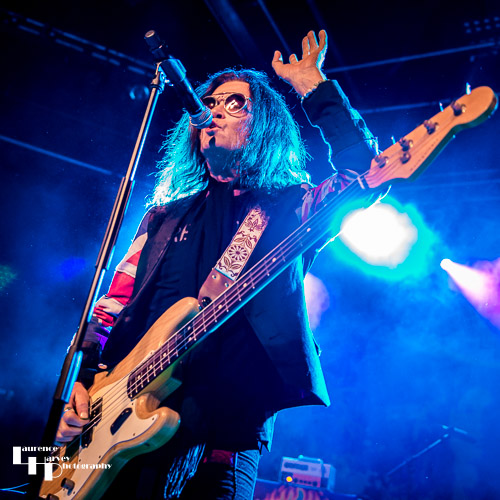 Glenn Hughes on vocals & bass