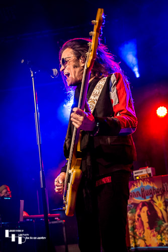 Glenn Hughes on vocals & bass