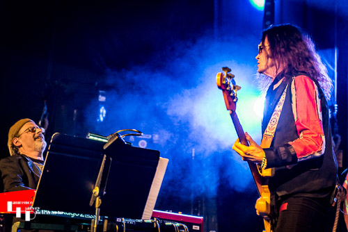 Glenn Hughes on vocals & bass, Vince DiCola on keys