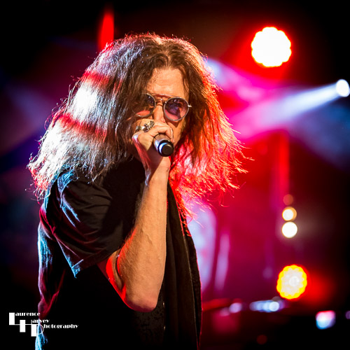 Glenn Hughes on vocals & bass