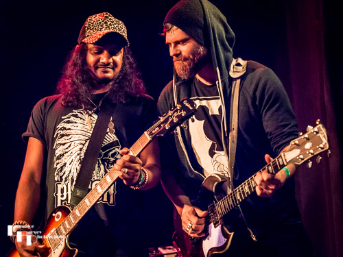 Arjun Bhishma & Charly T. on guitar