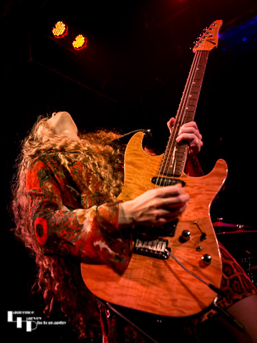 Hannah Wicklund on vocals & guitar