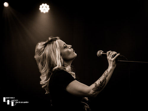 Mollie Marriott on vocals