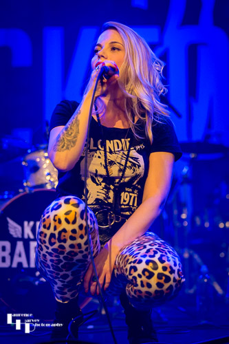 Mollie Marriott on vocals