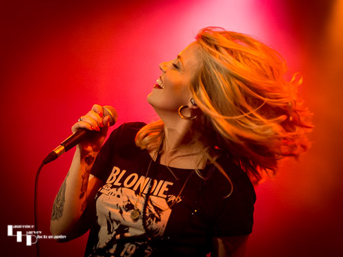 Mollie Marriott on vocals