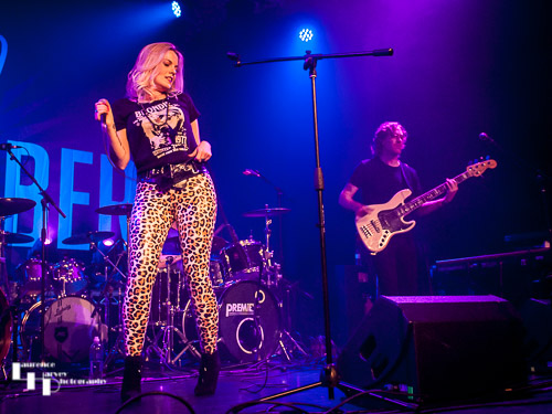 Mollie Marriott on vocals & Tom Swann on bass