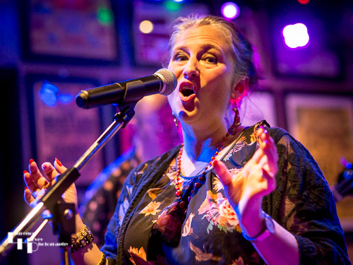 Sophie Hammerton on vocals