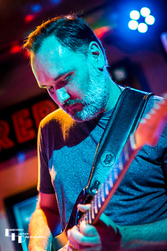 Andy Walker on guitar